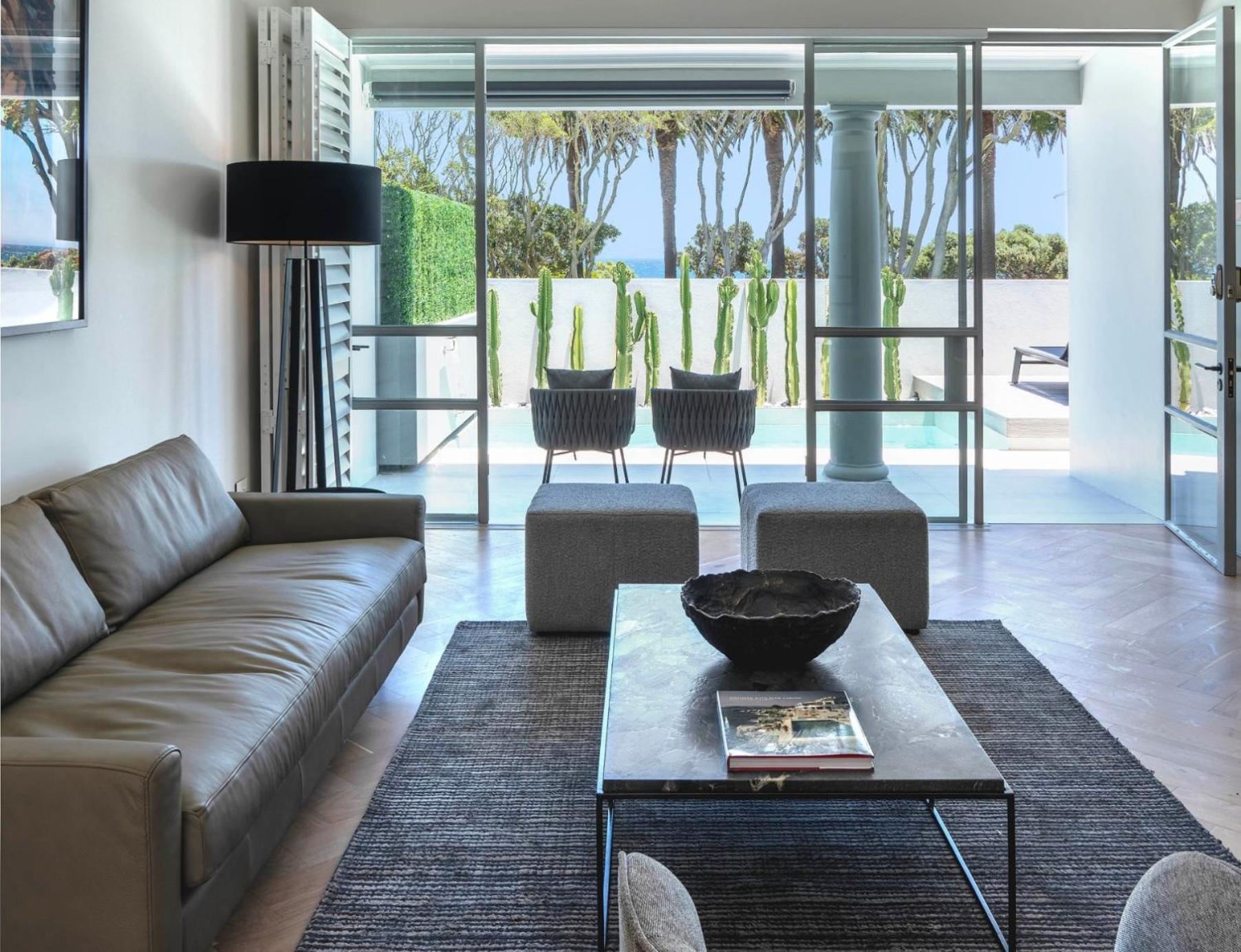 South Beach Camps Bay Boutique Hotel Fokváros Kültér fotó Interior of a typical apartment