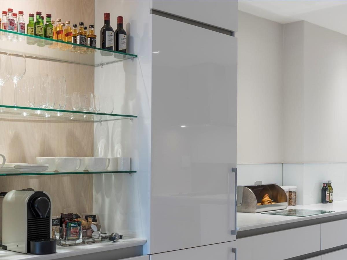 South Beach Camps Bay Boutique Hotel Fokváros Kültér fotó A refrigerator